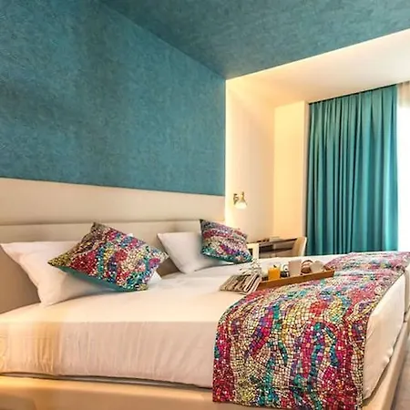 Hotel Arya Stadium 3*