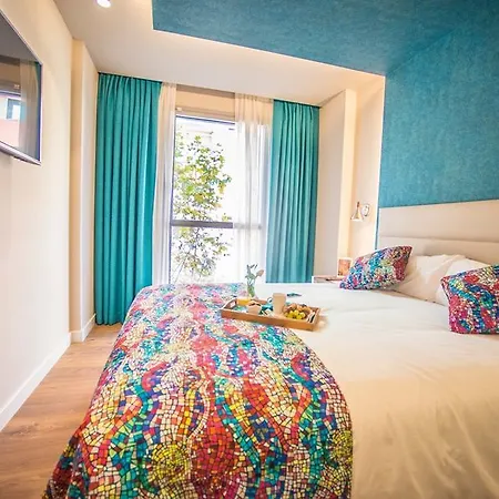 Arya Stadium Hotel