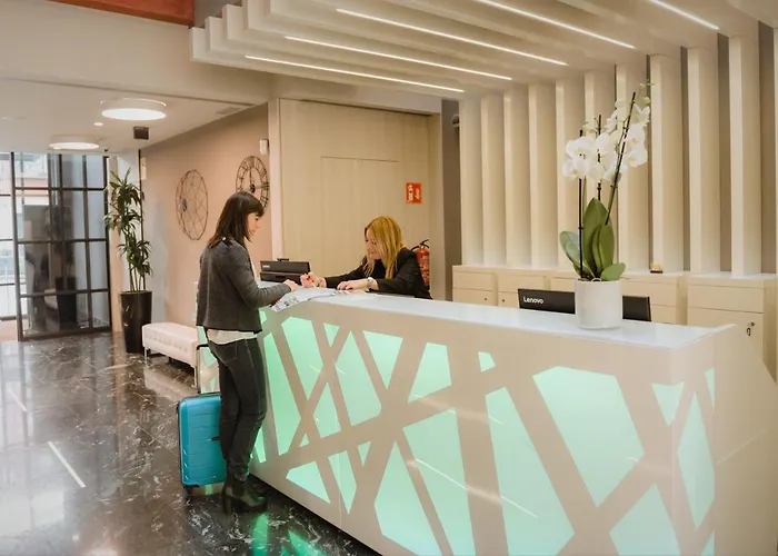 Arya Stadium Отель Барселона