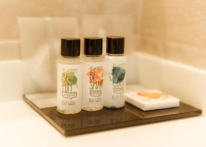 Arya Stadium Отель 3*