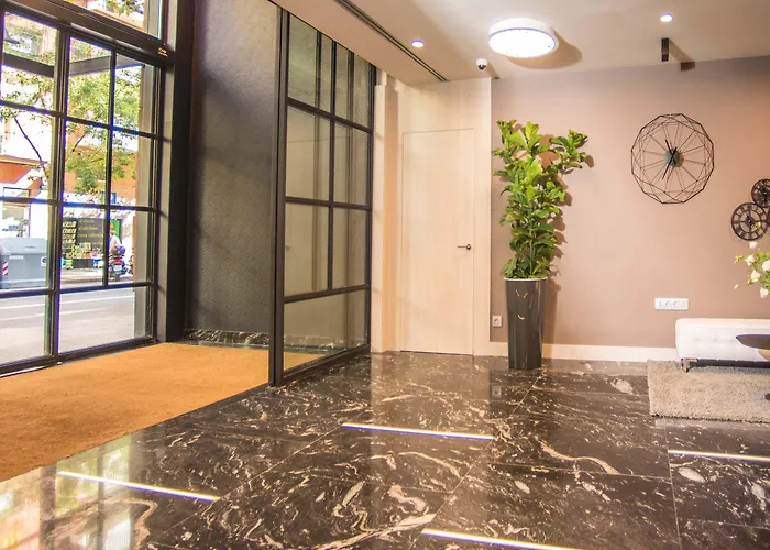 Arya Stadium Отель Барселона