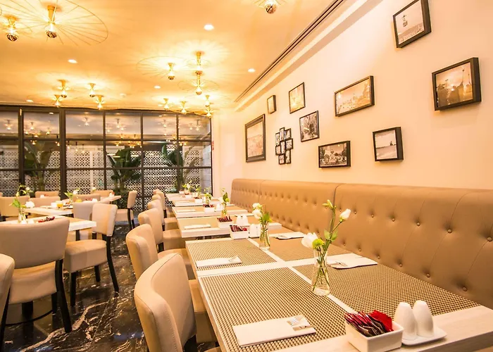 Arya Stadium Отель