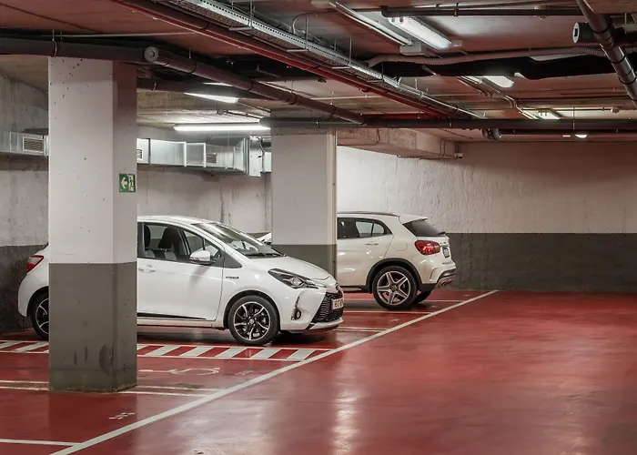 Отель Arya Stadium